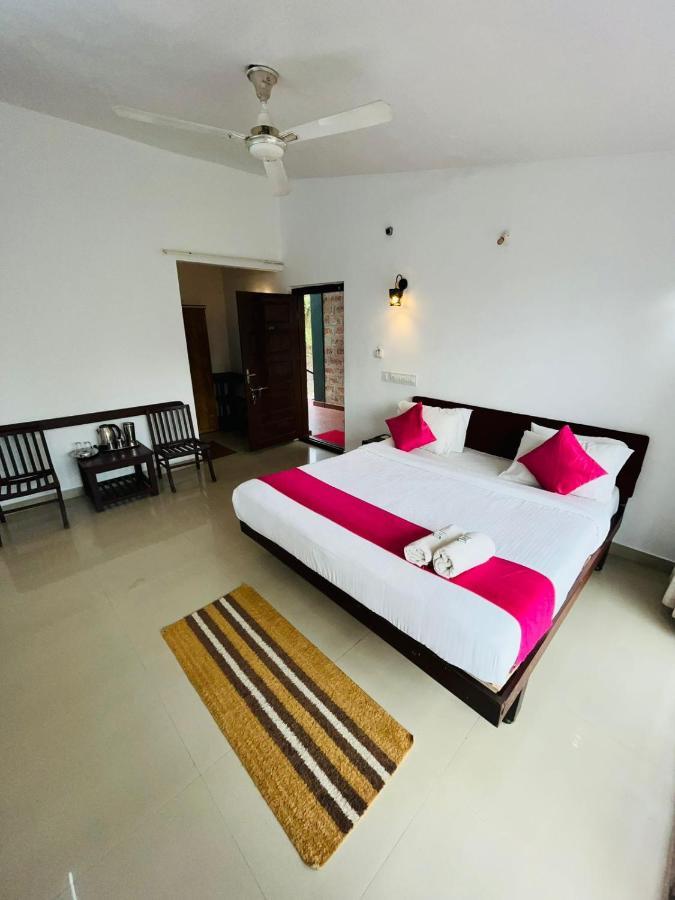 Red Stone Villas Coorg 마디케리 외부 사진