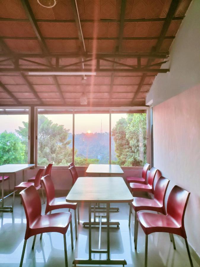 Red Stone Villas Coorg 마디케리 외부 사진