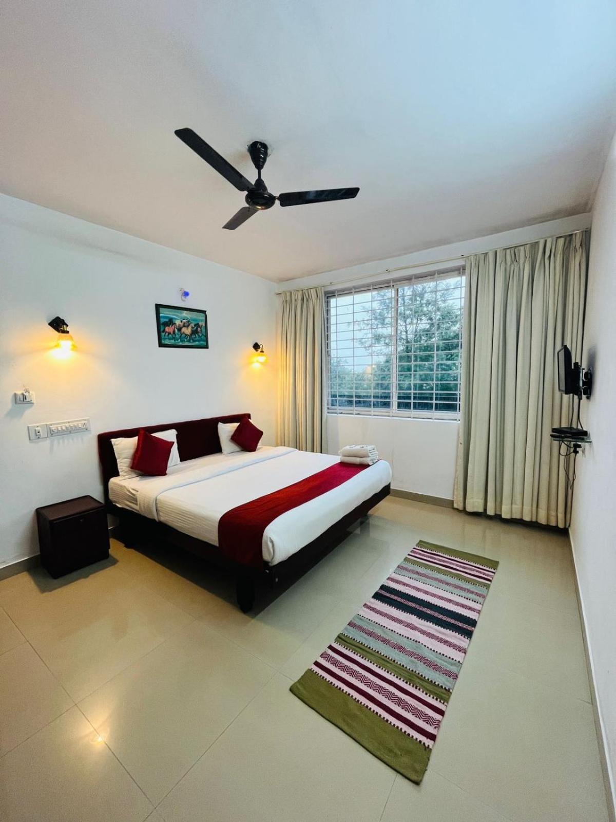 Red Stone Villas Coorg 마디케리 외부 사진